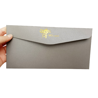 O convite luxuoso do casamento de Logo Grey Paper Packet For Birthday da folha envolve o cartão